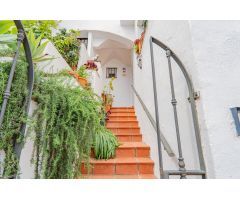 CHALET ADOSADO ESTEPONA