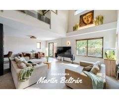 ???? Exclusivo Chalet en La Envía Golf | Diseño, Seguridad y Calidad de Vida