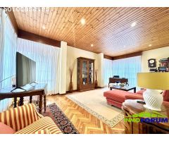 Chalet en Venta en Santa Cruz de Oleiros, A Coruña