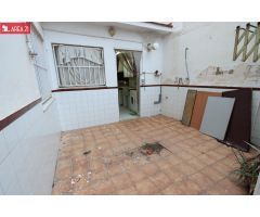 VIVIENDA EN PLANTA BAJA EN LA POBLA DE VALLBONA