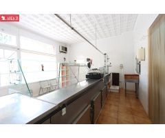LOCAL COMERCIAL EN PRIMERA LÍNEA