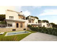 Villas y adosados de obra nueva con piscina propia en Polop (Alicante)