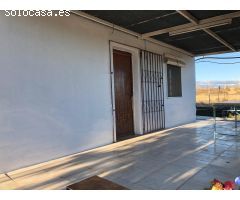 VENTA DE CHALET EN NOVELDA  (ALICANTE)