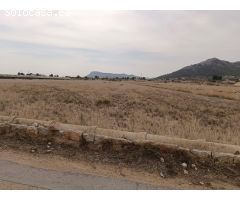 VENTA DE PARCELA EN LA ROMANA (ALICANTE)