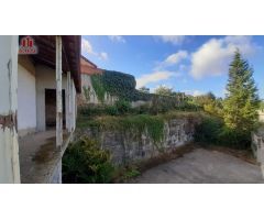 CASA DE PIEDRA PARA REFORMAR, CON PATIO Y PEQUEÑO JARDÍN, EN SOUTOPENEDO