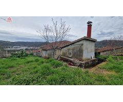 VIVIENDA UNIFAMILIAR CON PARCELA EN LA ZONA DE REZA