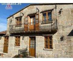 ESPECTACULAR CASA RÚSTICA EN LA ZONA DE CARBALLEDA DE AVIA.