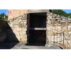 CASA RUSTICA MUY PRÓXIMA A OURENSE.