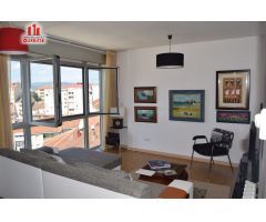 ESTUDIO SEMINUEVO AMUEBLADO CON ESPECTACULARES VISTAS EN EL VEINTIUNO