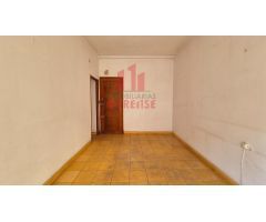VENTA DE PISO PARA REFORMAR EN O COUTO, A CINCO MINUTOS CAMINADO DEL CENTRO DE OURENSE
