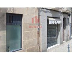 LOCAL SITO EN EL POSIO, CERCA DEL INSTITUTO OTERO PEDRAYO.