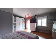 PARCELA  DE MÁS DE 700 m2 CON PEQUEÑA CASA DE RECREO EN SANTA CRUZ DE ARRABALDO
