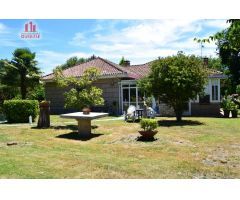 ESTUPENDO CHALET CON PISCINA Y PARCELA EN COLES