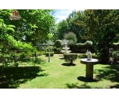 ESTUPENDO CHALET CON PISCINA Y PARCELA EN COLES