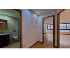IMPRESIONANTE PISO EN EL CENTRO DE OURENSE