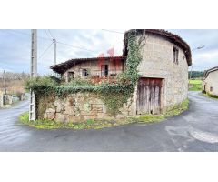 CASA PARA REFORMAR CON PARCELA EN PEREIRO DE AGUIAR