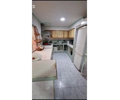 Se vende chalet en Parque las Avenidas Alicante