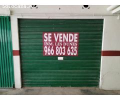 Se vende plaza de garaje cabinado en 1ª linea de playa Levante