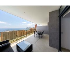 Moderno piso de lujo de 2 dorm. en Sunset Cliffs, Playa de Poniente - www.inmobiliarialesdunes.com
