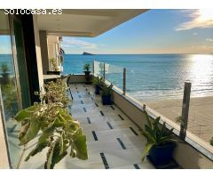 Gran piso de 4 dorm. en buen estado en la 1a línea Playa de Levante - www.inmobiliarialesdunes.com