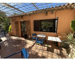 Hostal con licencia para hotel de una estrella en un sitio emblemático de Finestrat