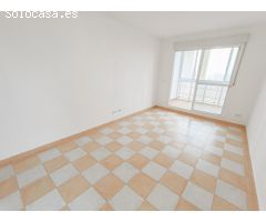 Piso de 2 dorm. en Vía Parque a 600m de la Playa de Poniente - www.inmobiliarialesdunes.com