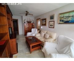 Apartamento en primera linea de playa Levante. 2 habitaciones, 1 baño. Parking comunitario.
