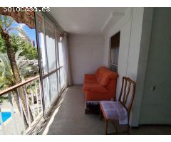 Apartamento para reformar. en Av. Mediterraneo. 3 habitaciones, 2 baños.Parking y piscina comun.