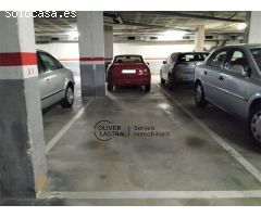 Buen acceso y fácil de aparcar
