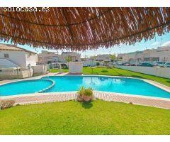 Se vende bungalow con piscina comunitaria en Torrevieja, los Balcones