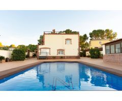 Impresionante chalet en Los Balcones (Torrevieja)