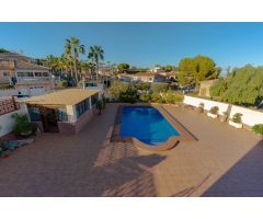 Impresionante chalet en Los Balcones (Torrevieja)