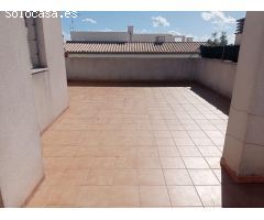 Bonito ático con plaza de parking y terraza/solarium