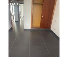 Bonito ático con plaza de parking y terraza/solarium