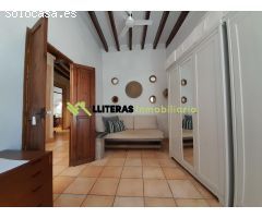 Preciosa planta baja con propia entrada