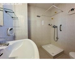 PISO -AV. DE LA RÀPITA-