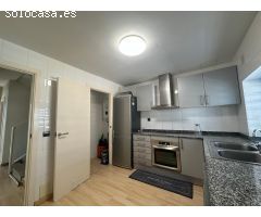CASA -CON JARDIN I PISCINA-