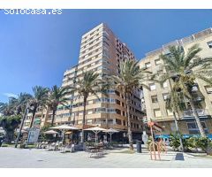 APARTAENTO PRIMERA LINEA PASEO MARÍTIMO DE 3 HABITACIONES