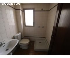PISO EN VENTA EN LA ZONA PUERTO DE ALICANTE.