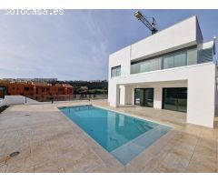 Villa en Venta en Manilva, Málaga