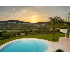 Villa en Venta en Casares, Málaga