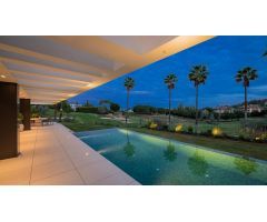 Villa en Venta en Marbella, Málaga
