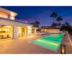 Villa en Venta en Marbella, Málaga