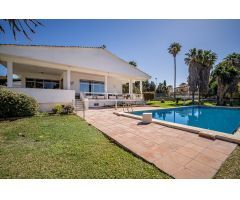 Villa en Venta en Marbella, Málaga