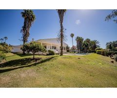 Villa en Venta en Marbella, Málaga