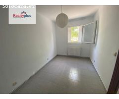 Piso en Venta en Madrid de las Caderechas, Madrid