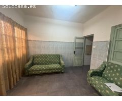 VIVIENDA UNIFAMILIAR EN LA HOYA PARA REFORMAR