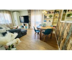 ¡Exclusiva oportunidad en La Hoya! Vivienda VPO de última planta en esquina con vistas impresionante