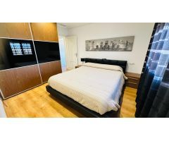Se vende amplio piso VPO en la última planta en La Hoya (Elche)