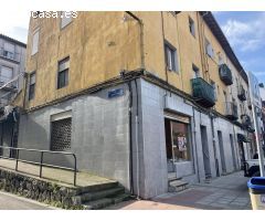 Santander. Local Apto para Cambio de uso a Vivienda. Calle Alta Santander